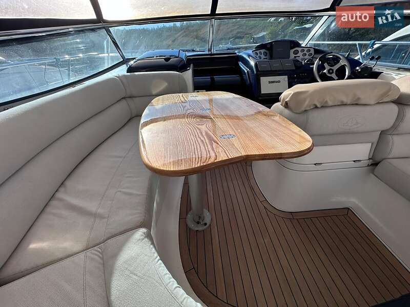 Моторная яхта SeaLine S42 2004 в Киеве фото 6 Моторная яхта SeaLine S42 2004 в Киеве