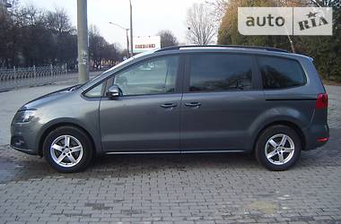 Минивэн SEAT Alhambra 2011 в Ровно