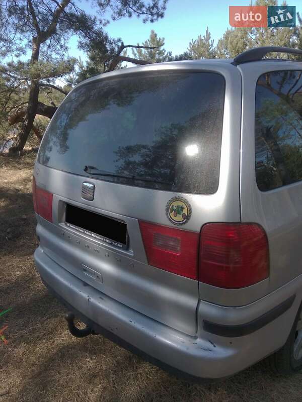 Минивэн SEAT Alhambra 2009 в Коростене