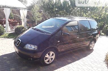 Минивэн SEAT Alhambra 2008 в Смеле