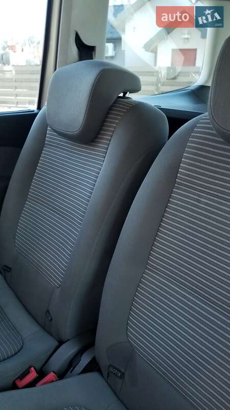 Минивэн SEAT Alhambra 2013 в Львове