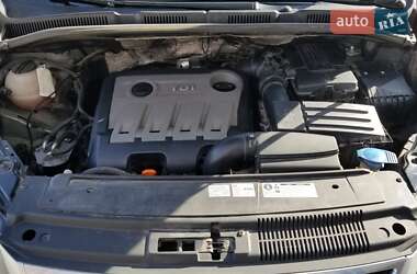 Минивэн SEAT Alhambra 2013 в 
