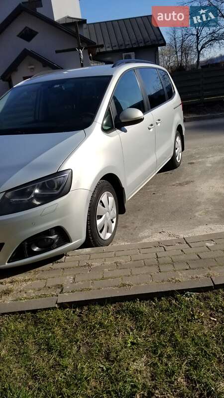 Минивэн SEAT Alhambra 2013 в Львове