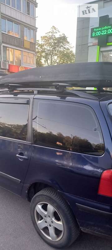Мінівен SEAT Alhambra 2001 в Житомирі