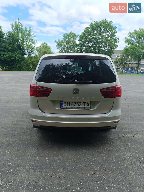 Минивэн SEAT Alhambra 2011 в Одессе
