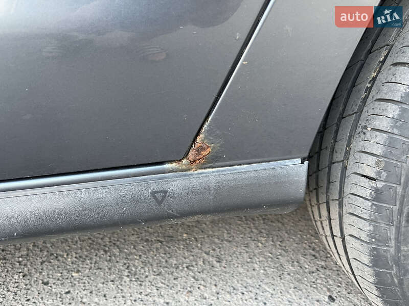 Минивэн SEAT Alhambra 2008 в Новоархангельске фото 40 Минивэн SEAT Alhambra 2008 в Новоархангельске