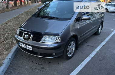 Минивэн SEAT Alhambra 2007 в Ровно