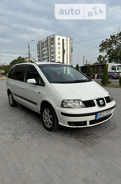 Минивэн SEAT Alhambra 2003 в Березному