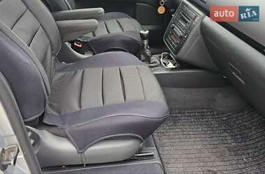 Минивэн SEAT Alhambra 2009 в 
