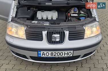 Минивэн SEAT Alhambra 2009 в 