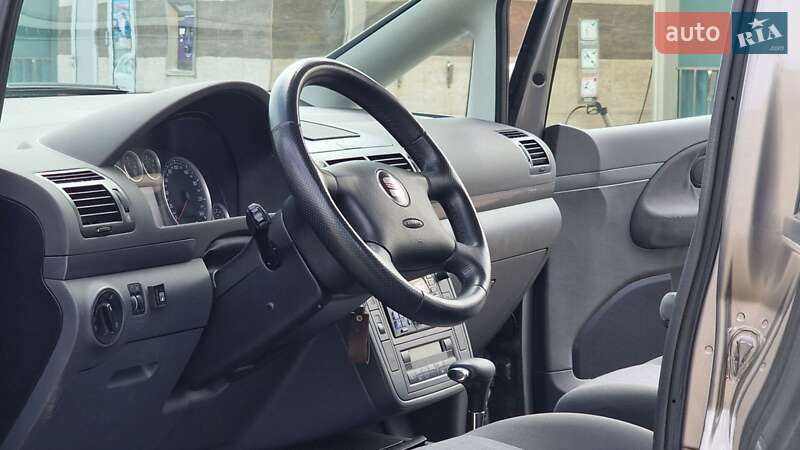 Мінівен SEAT Alhambra 2008 в Одесі