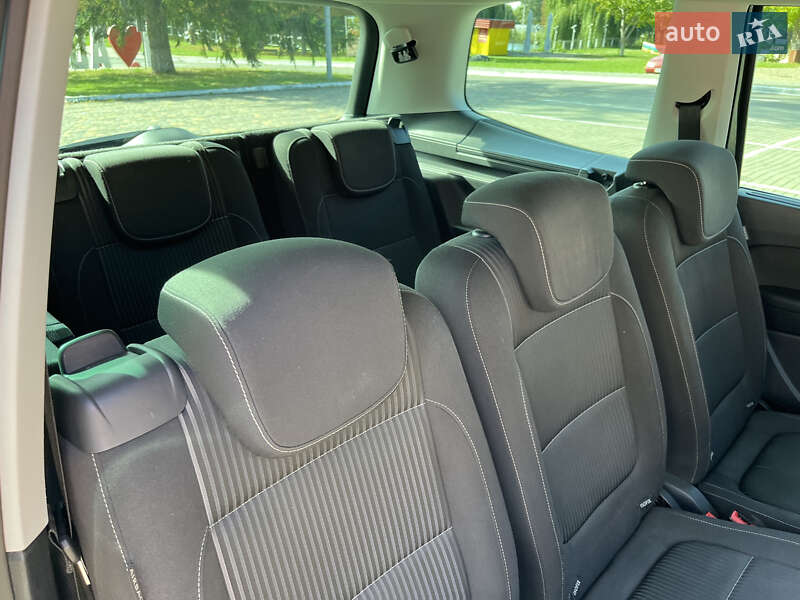 Минивэн SEAT Alhambra 2014 в Луцке