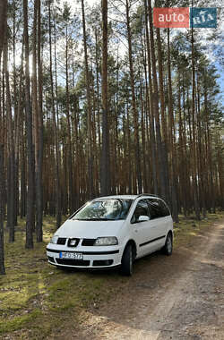 Минивэн SEAT Alhambra 2003 в Березному