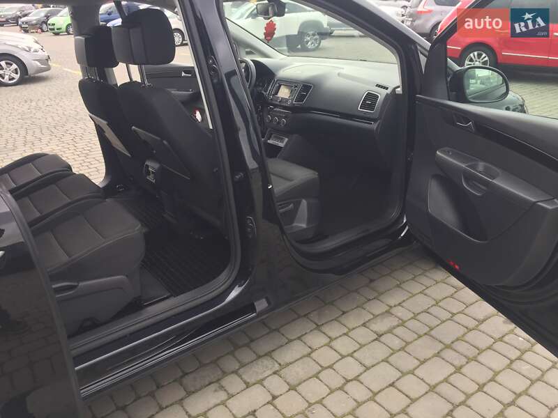 Мінівен SEAT Alhambra 2014 в Чернівцях