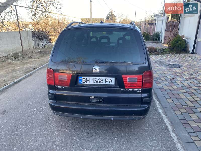 Минивэн SEAT Alhambra 2003 в Одессе