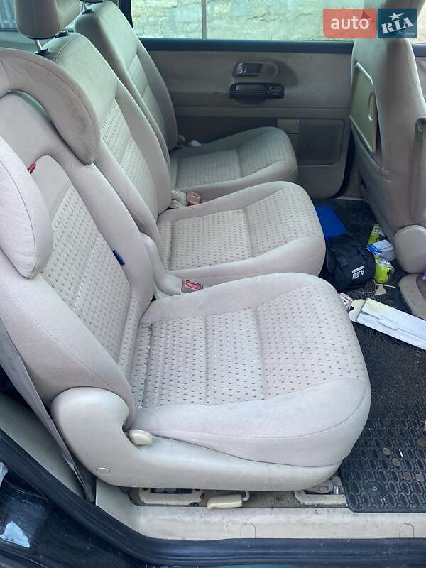 Минивэн SEAT Alhambra 2003 в Одессе