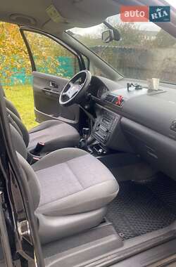 Минивэн SEAT Alhambra 2007 в 