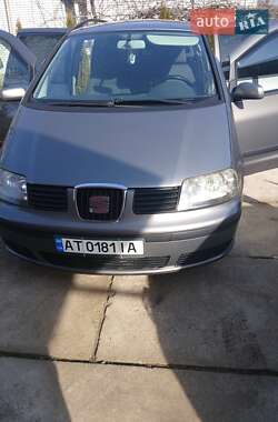 Минивэн SEAT Alhambra 2004 в 