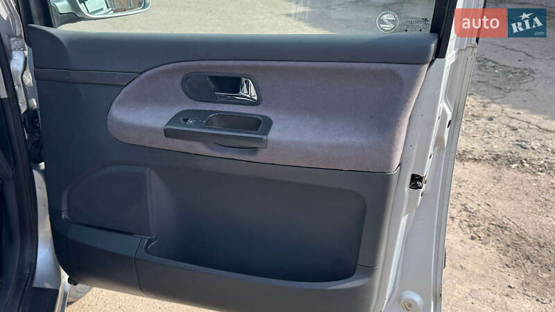 Минивэн SEAT Alhambra 2001 в Нововолынске