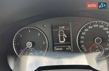 Минивэн SEAT Alhambra 2011 в 