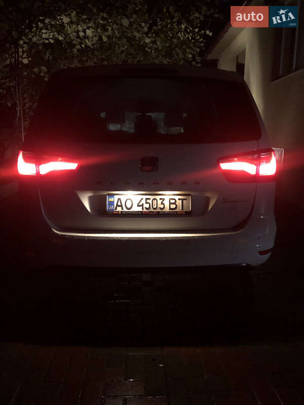 Минивэн SEAT Alhambra 2011 в Тячеве