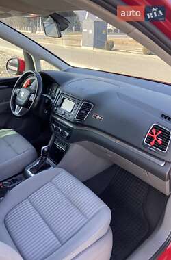 Мінівен SEAT Alhambra 2012 в 