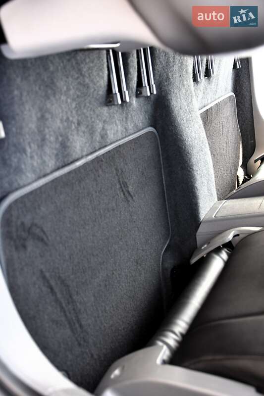 Минивэн SEAT Alhambra 2014 в Дрогобыче