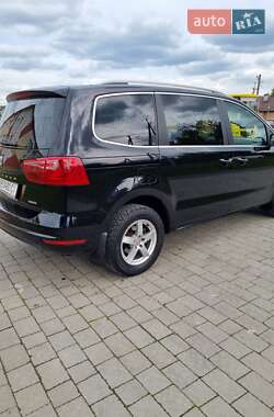 Минивэн SEAT Alhambra 2012 в 