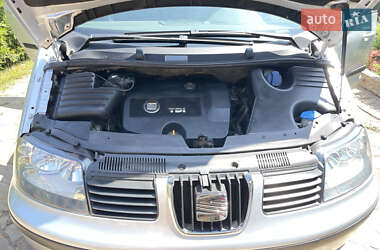 Минивэн SEAT Alhambra 2006 в 
