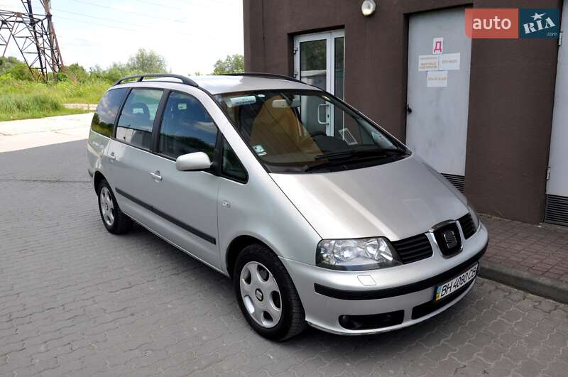 Минивэн SEAT Alhambra 2002 в Львове
