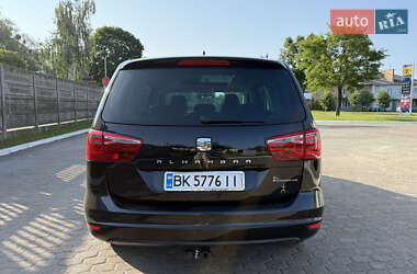 Минивэн SEAT Alhambra 2011 в 