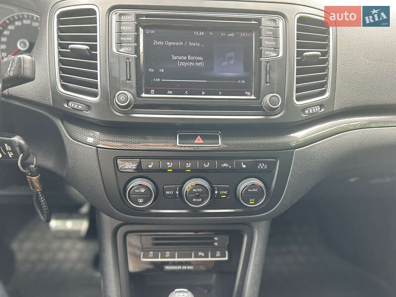 Минивэн SEAT Alhambra 2016 в Днепре