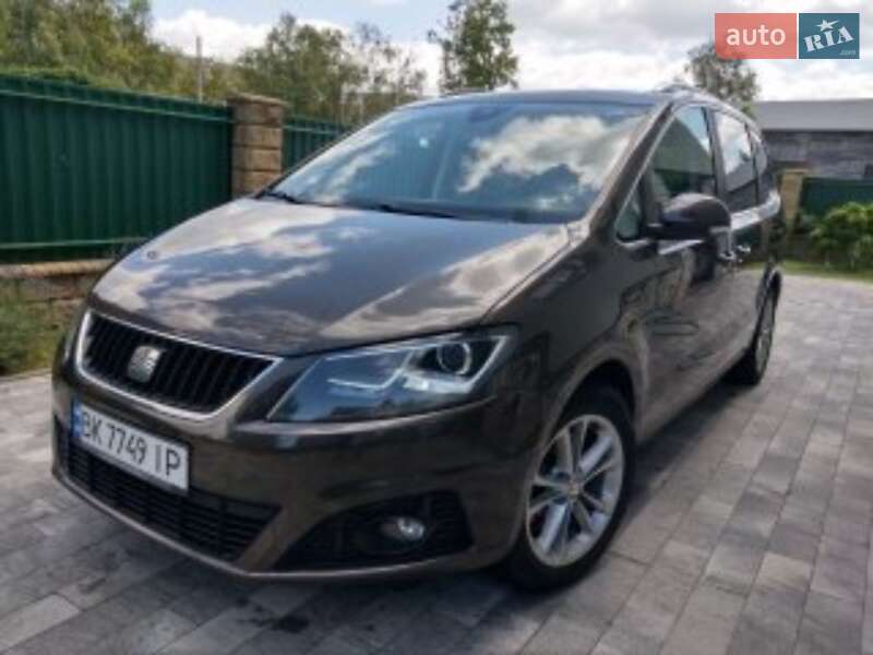 Минивэн SEAT Alhambra 2015 в 