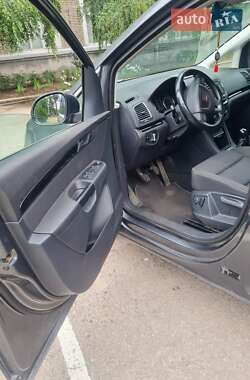 Минивэн SEAT Alhambra 2012 в 