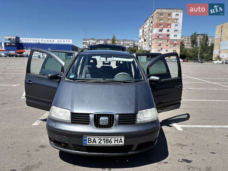 Мінівен SEAT Alhambra 2008 в Кропивницькому
