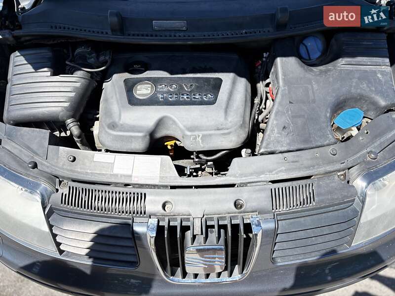 Мінівен SEAT Alhambra 2008 в Кропивницькому