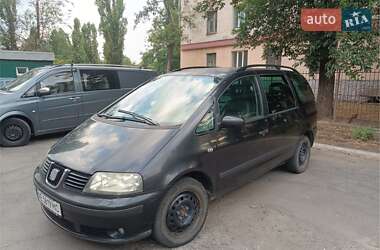 Минивэн SEAT Alhambra 2004 в 