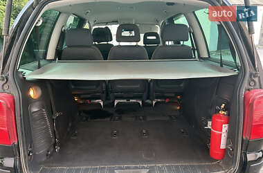 Минивэн SEAT Alhambra 2010 в 