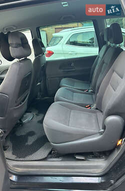 Минивэн SEAT Alhambra 2010 в 