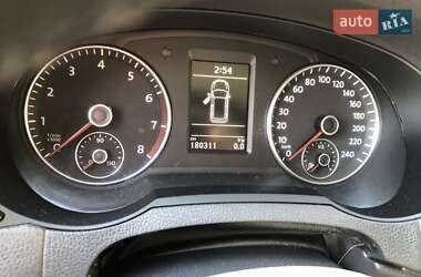 Минивэн SEAT Alhambra 2010 в 
