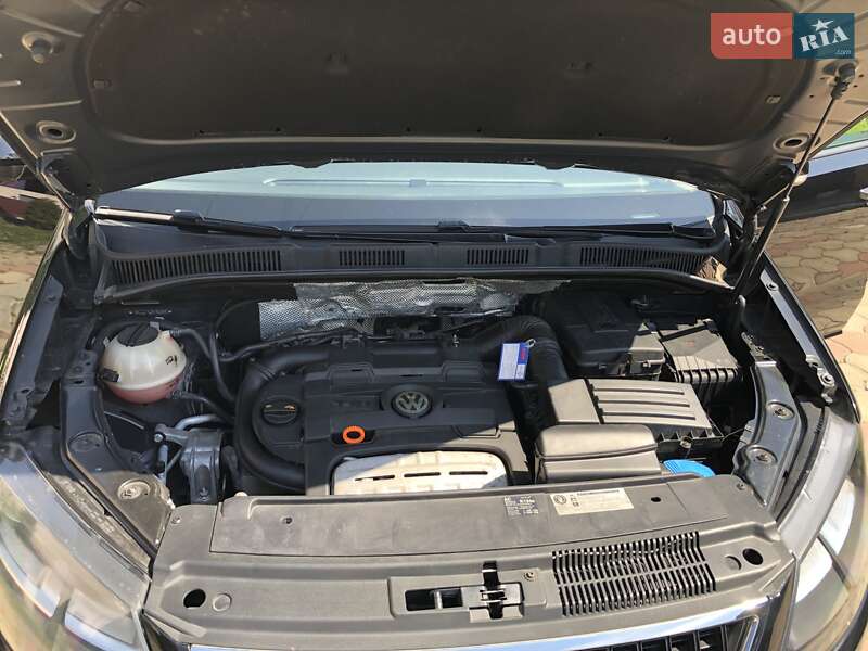 Мінівен SEAT Alhambra 2010 в Долині