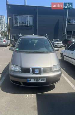 Минивэн SEAT Alhambra 2006 в Киеве