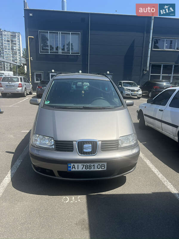Минивэн SEAT Alhambra 2006 в 