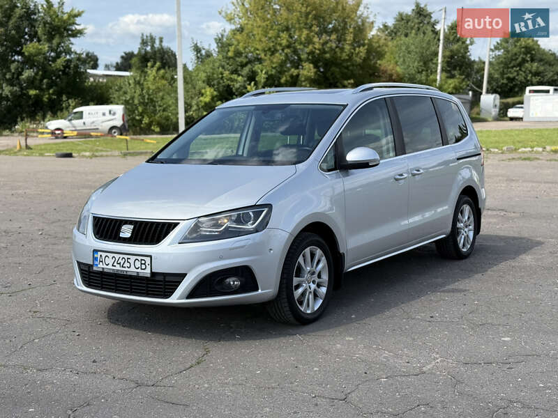 Минивэн SEAT Alhambra 2011 в Луцке