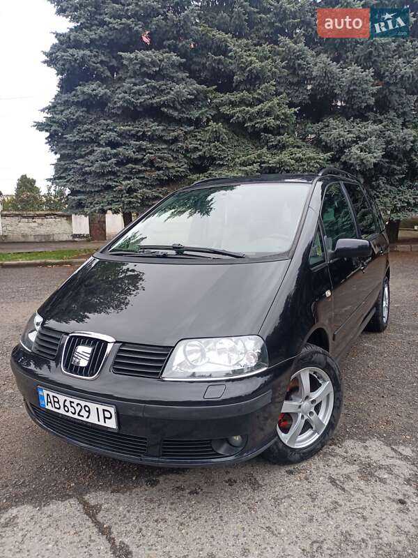 Минивэн SEAT Alhambra 2007 в Вознесенске