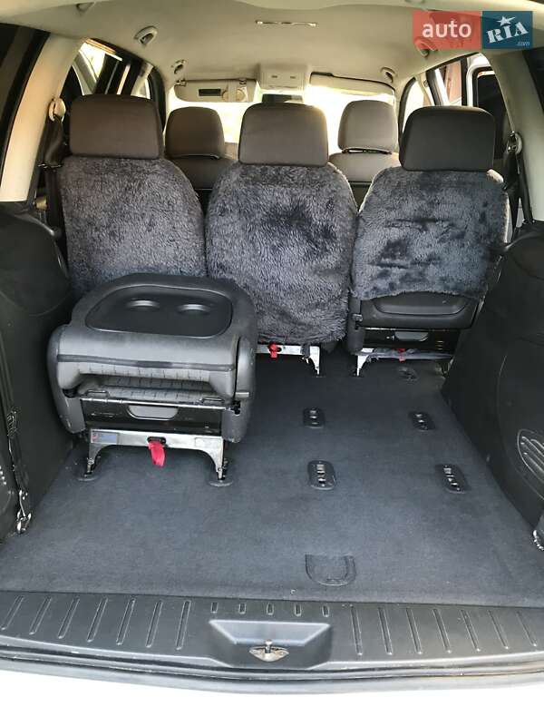 Минивэн SEAT Alhambra 2006 в Самборе фото 19 Минивэн SEAT Alhambra 2006 в Самборе