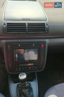 Минивэн SEAT Alhambra 2003 в 