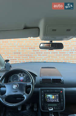 Минивэн SEAT Alhambra 2008 в 