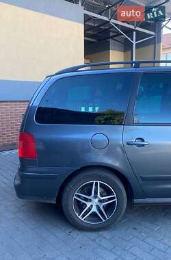 Минивэн SEAT Alhambra 2007 в 