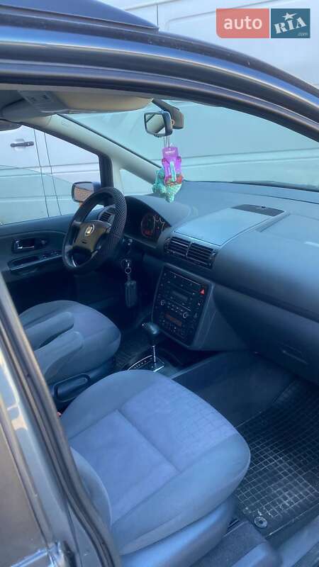 Минивэн SEAT Alhambra 2007 в Черновцах